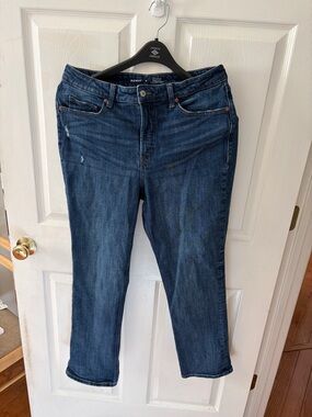 Old Navy Women’s Dark Indigo Stretch Straight-Leg Jeans